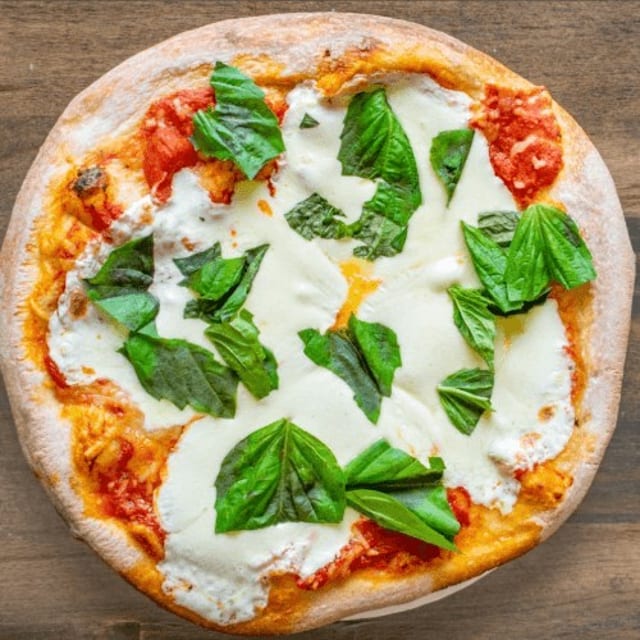 Margherita Pizza.